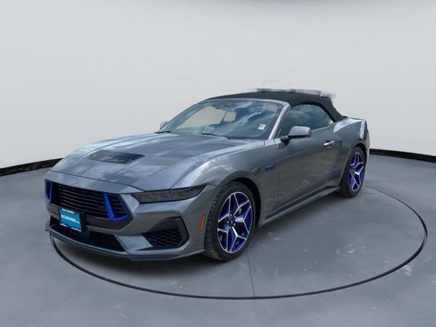 Used 2025 Ford Mustang GT Premium w/ GT Performance Package RWD image 2