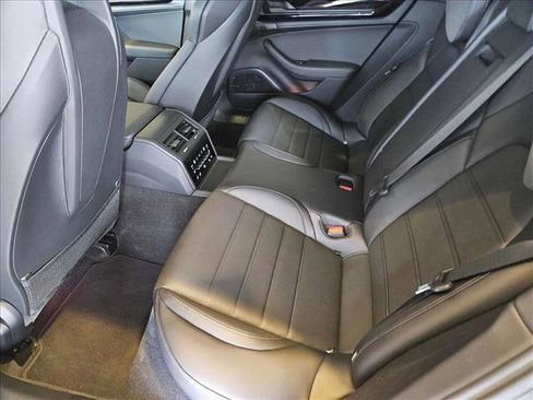 Used 2025 Porsche Panamera 4 image 20