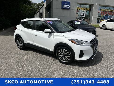 Used 2024 Nissan Kicks SV image 7