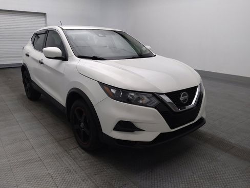 Used 2020 Nissan Rogue Sport S image 13