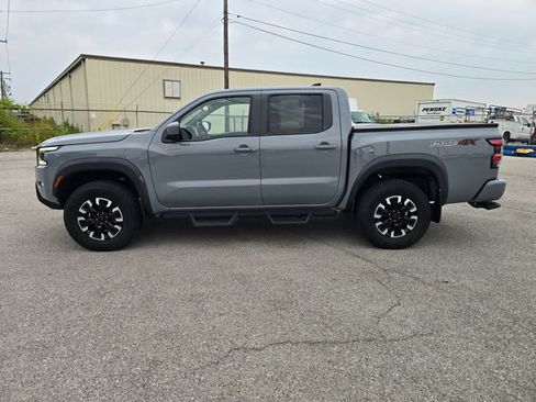 Used 2023 Nissan Frontier PRO-4X w/ Technology Package AWD/4WD image 7