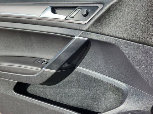 Used 2019 Volkswagen Golf Alltrack SEL image 21