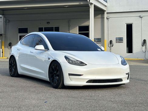 Used 2019 Tesla Model 3 Long Range AWD/4WD image 1