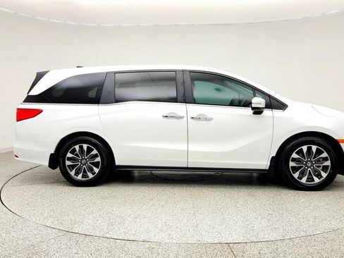 Used 2024 Honda Odyssey EX-L image 4