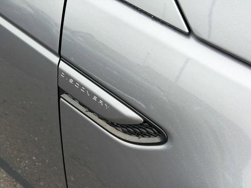 Used 2020 Land Rover Discovery Sport image 6