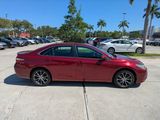Used 2017 Toyota Camry XSE image 3