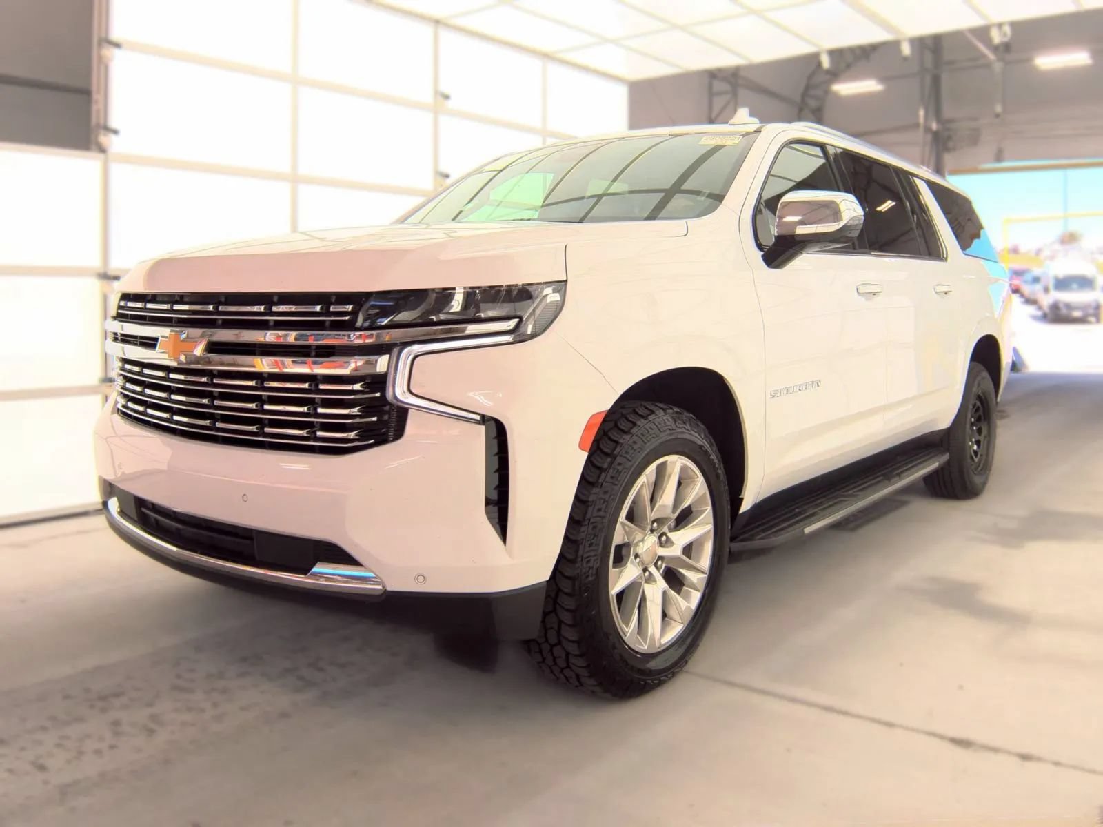 Used 2023 Chevrolet Suburban Premier RWD image 1