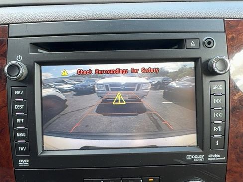 Used 2012 Chevrolet Suburban LTZ AWD/4WD image 11
