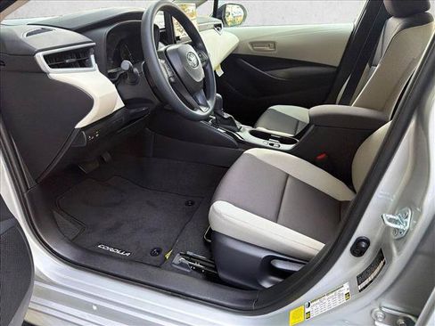 New 2026 Toyota Corolla LE FWD image 9