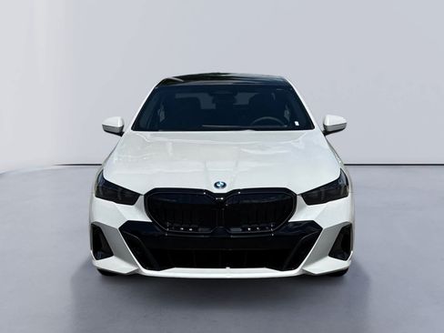 New 2027 BMW 550e xDrive AWD/4WD image 8