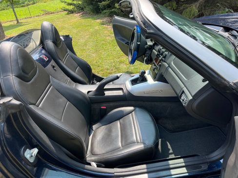 Used 2007 Saturn Sky w/ Premium Trim Pkg image 9