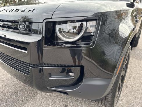 New 2026 Land Rover Defender 110 S image 9