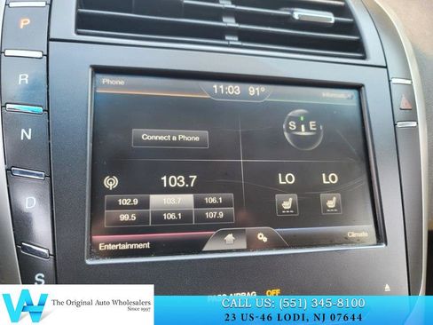 Used 2014 Lincoln MKZ FWD image 22