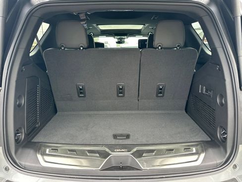 New 2026 GMC Yukon AT4 w/ AT4 Premium Plus Package image 19