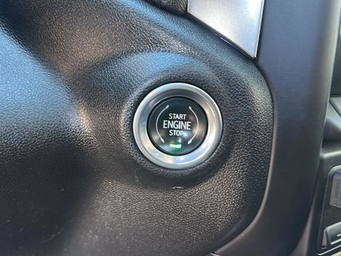 Used 2019 Chevrolet Silverado 1500 RST image 36