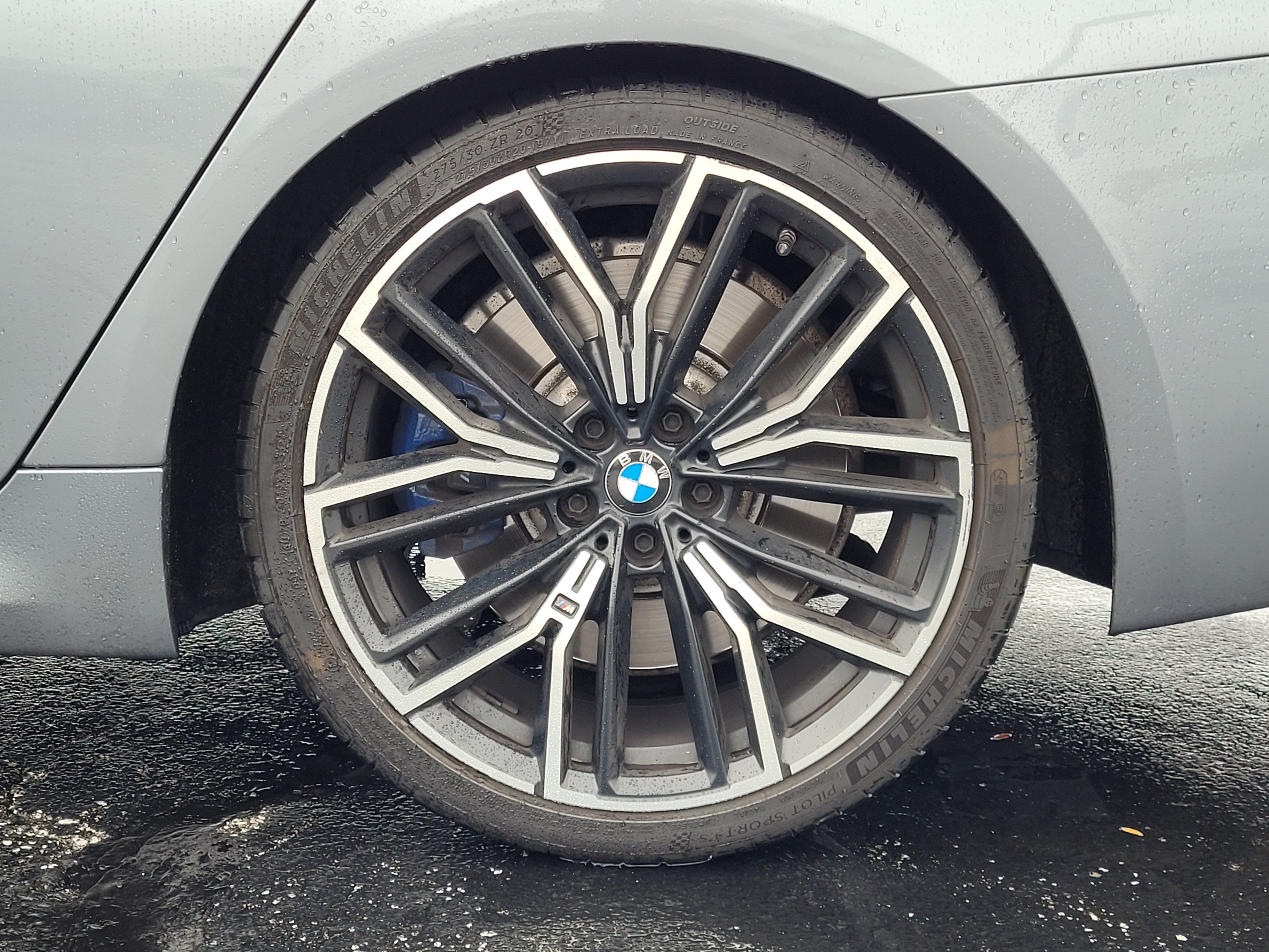 Used 2021 BMW M550i xDrive w/ Executive Package AWD/4WD image 10