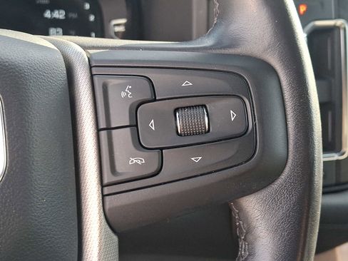 Used 2022 GMC Yukon Denali image 24