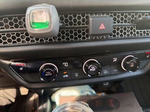 Used 2023 Honda HR-V Sport image 8