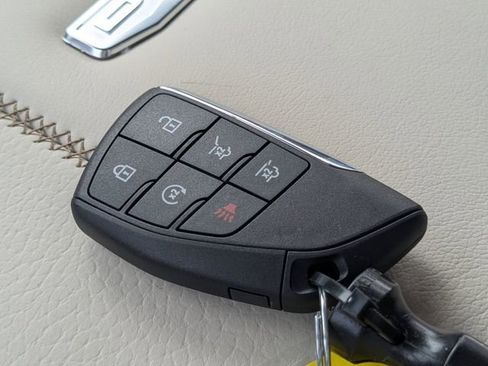 New 2026 GMC Yukon Denali w/ Sun & Power Step Package image 34