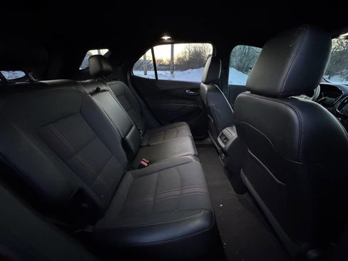 Used 2023 Chevrolet Equinox RS image 19