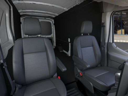 New 2026 Ford Transit 250 148 Medium Roof w/ Load Area Protection Package RWD image 10