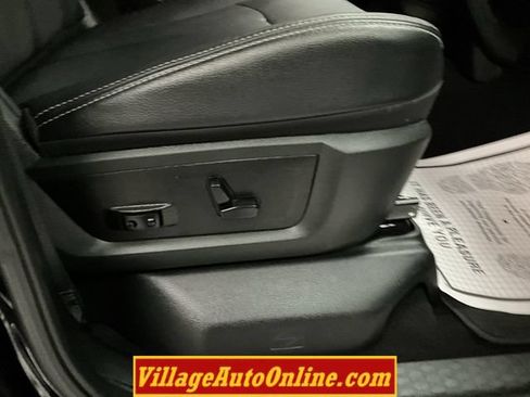 Used 2018 RAM 3500 Laramie AWD/4WD image 36