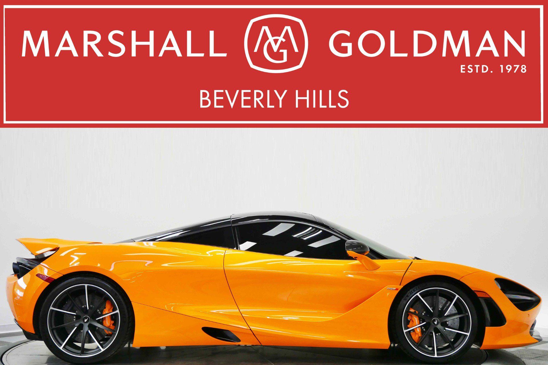 Used 2022 McLaren 720S Performance RWD image 1