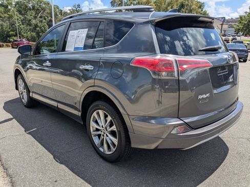 Used 2017 Toyota RAV4 Platinum FWD image 10