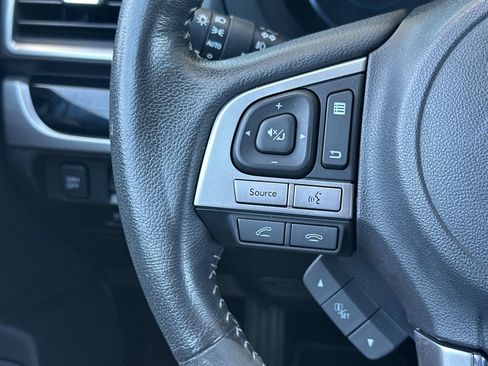 Used 2017 Subaru Forester 2.5i Touring AWD/4WD image 26