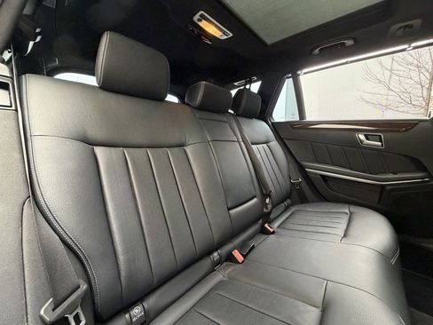 Used 2015 Mercedes-Benz E 350 4MATIC Wagon image 32