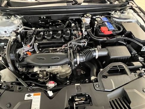 Used 2025 Honda Accord SE image 14
