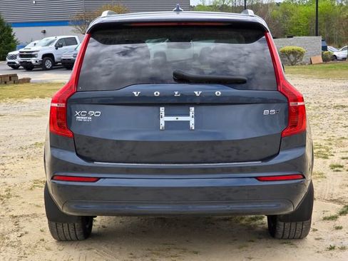 Used 2023 Volvo XC90 B5 Core w/ Protection Package Premier AWD/4WD image 13