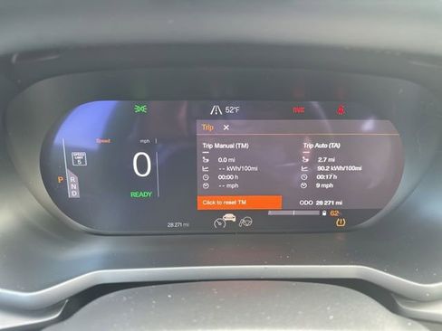 Used 2023 Polestar Polestar 2 w/ Pilot Pack image 23