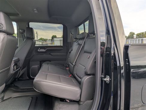 New 2025 GMC Sierra 2500 Denali w/ Denali Reserve Package image 9