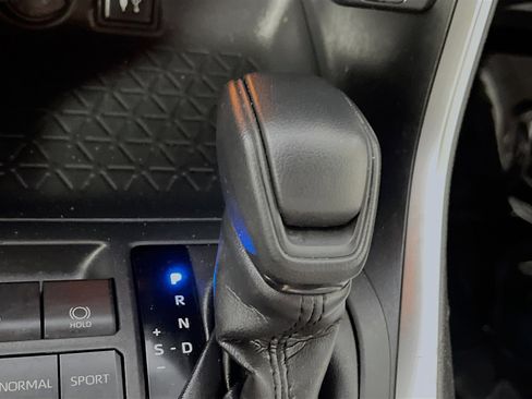 Used 2019 Toyota RAV4 XLE image 24