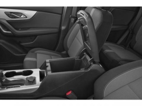 New 2025 Chevrolet Blazer LT w/ Convenience Package image 17