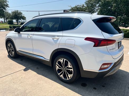 Used 2019 Hyundai Santa Fe Limited image 6