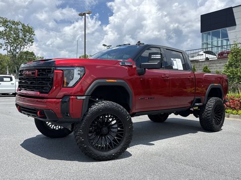 Used 2025 GMC Sierra 2500 AT4 w/ AT4 Premium Plus Package AWD/4WD image 5