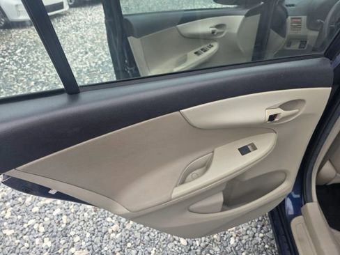 Used 2012 Toyota Corolla image 17