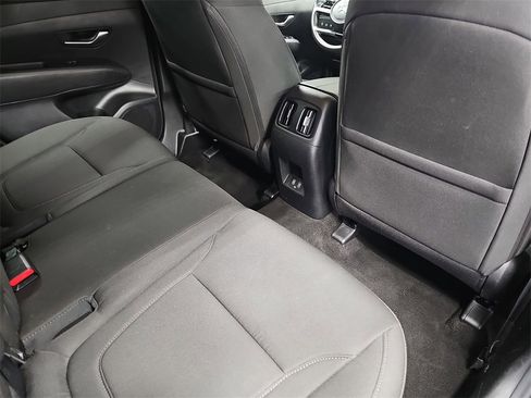 Used 2023 Hyundai Tucson SEL image 11