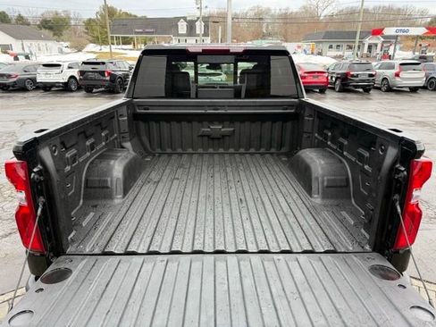 Used 2025 Chevrolet Silverado 1500 RST w/ Convenience Package II image 11