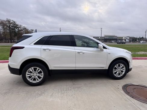 New 2026 Cadillac XT5 Luxury image 6