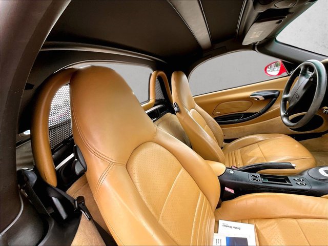 Used 2000 Porsche Boxster RWD image 26
