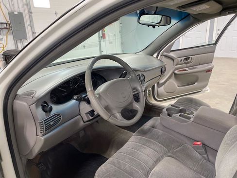 Used 2003 Buick Century Custom image 9
