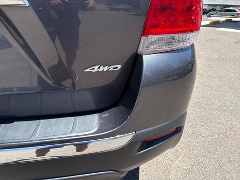 Used 2011 Toyota Highlander Limited w/ Tow Pkg AWD/4WD image 31