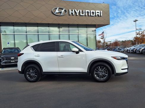 Used 2019 MAZDA CX-5 Touring image 2