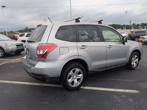 Used 2014 Subaru Forester 2.5i AWD/4WD image 5