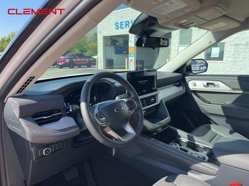 New 2025 Ford Explorer Active w/ Active Comfort Package image 27