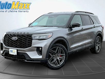 Used 2025 Ford Explorer ST-Line w/ ST-Line Street Pack