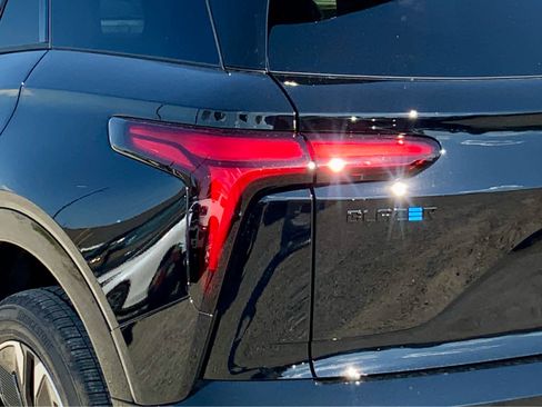 New 2025 Chevrolet Blazer EV RS image 15